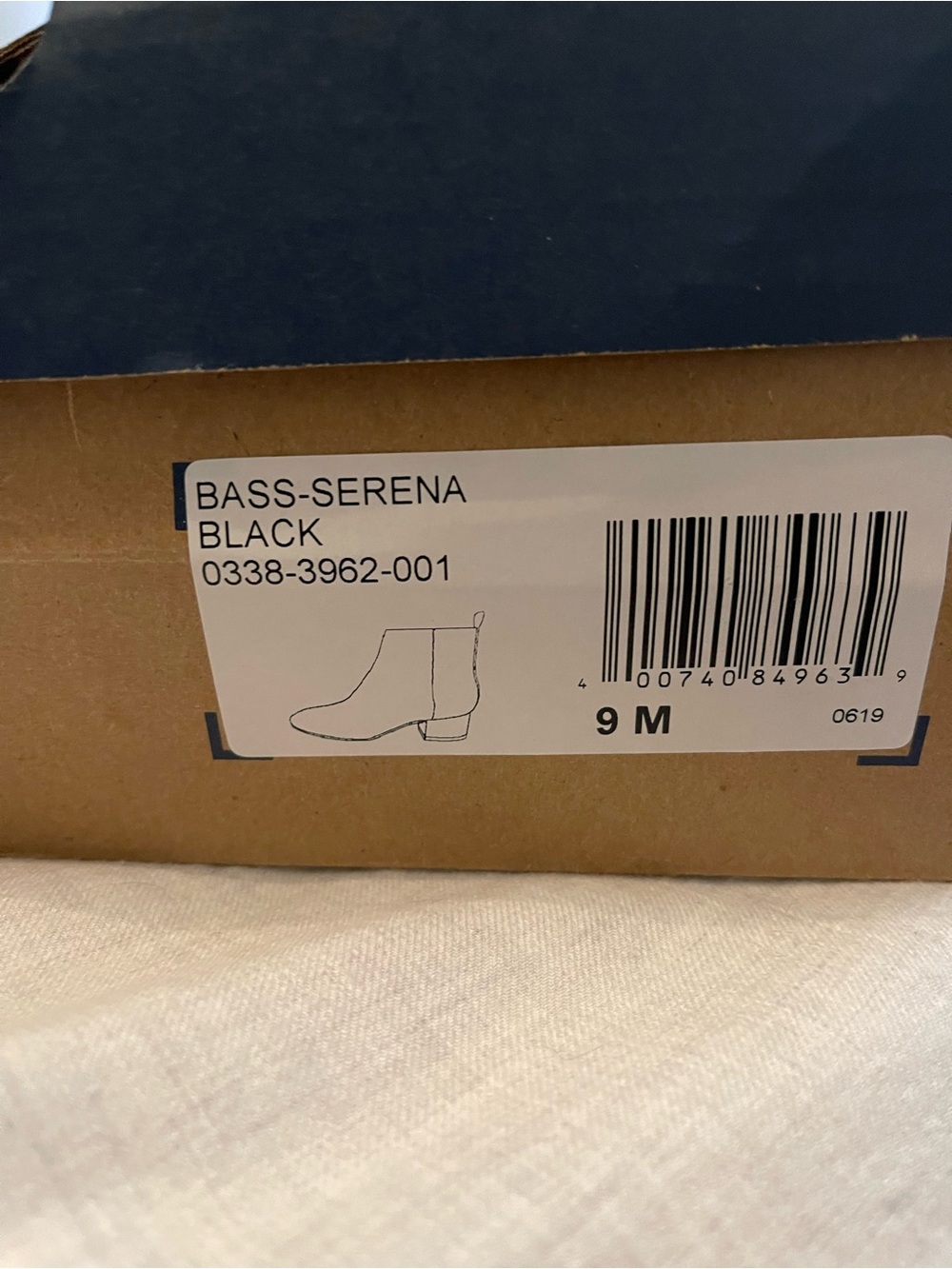 G.H. Bass & Co. Black Serena ankle boots - Picture 4 of 4